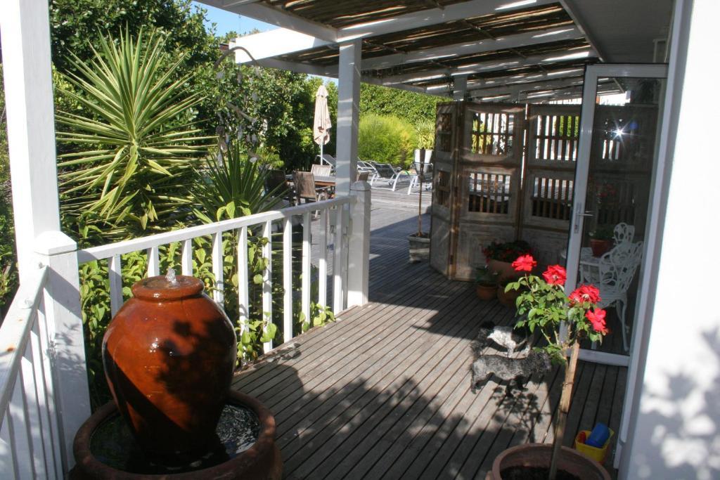 Sea Breeze Beach House Plettenberg Bay Habitación foto