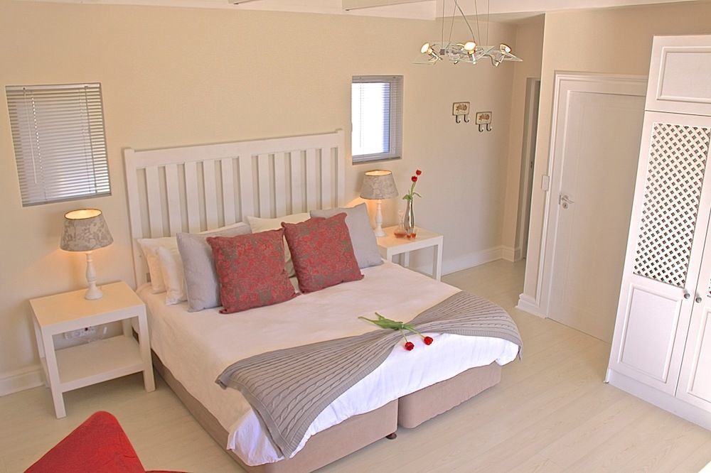 Sea Breeze Beach House Plettenberg Bay Exterior foto